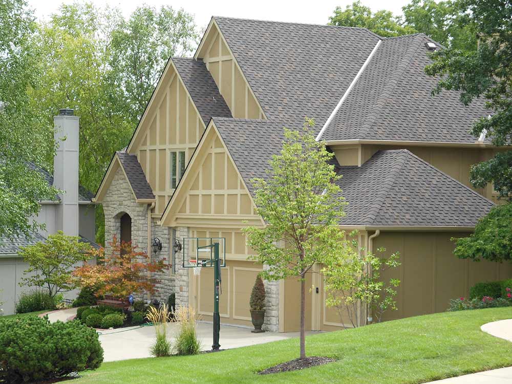 Overland Park, KS and Lee's Summit, MO Local roofing contractor