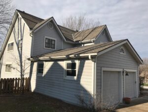 most popular roof type in Lee's Summit